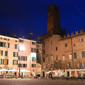 Dei Gonzaga 3*, Mantua Italië